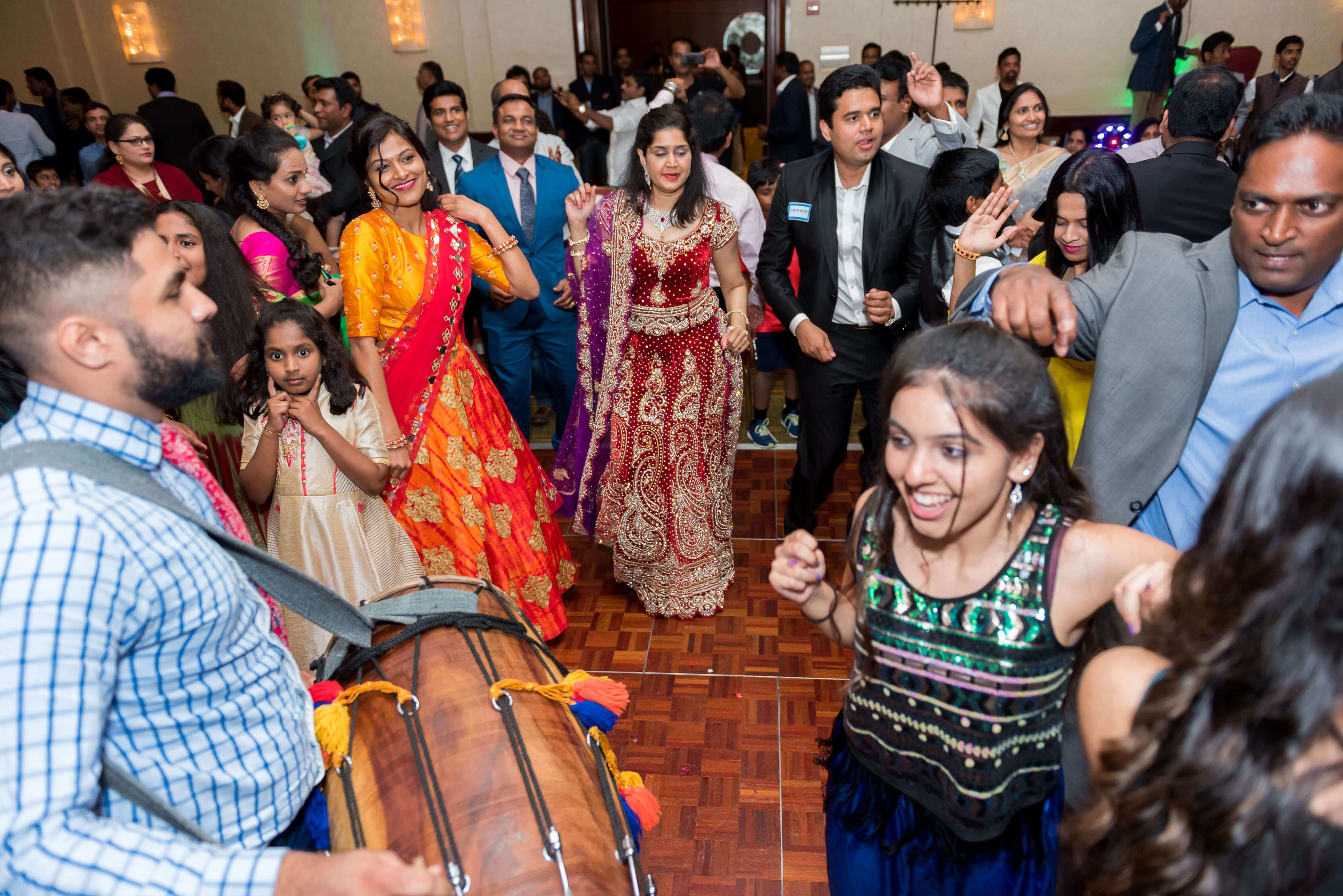 First slide [800x400]